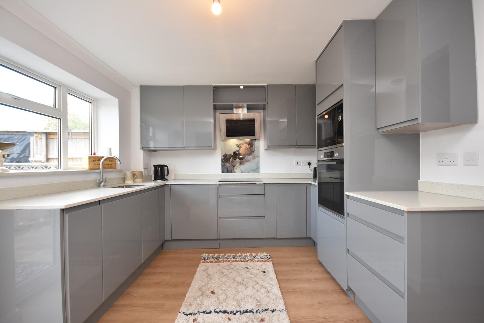 34 Castle Avenue, Penarth, CF64 3QS
